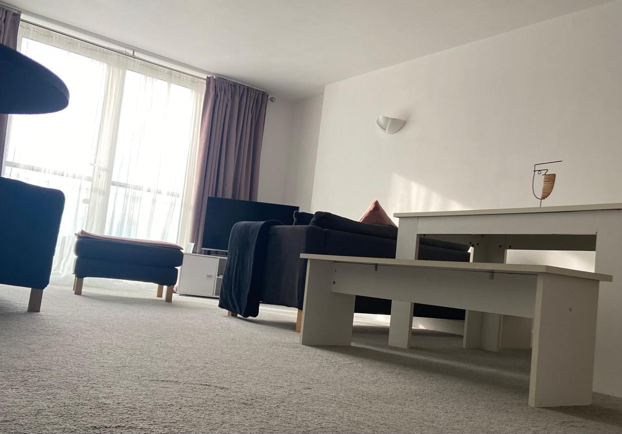 2 Bedroom Near Ocean Village Marina Port Apartment サウサンプトン エクステリア 写真